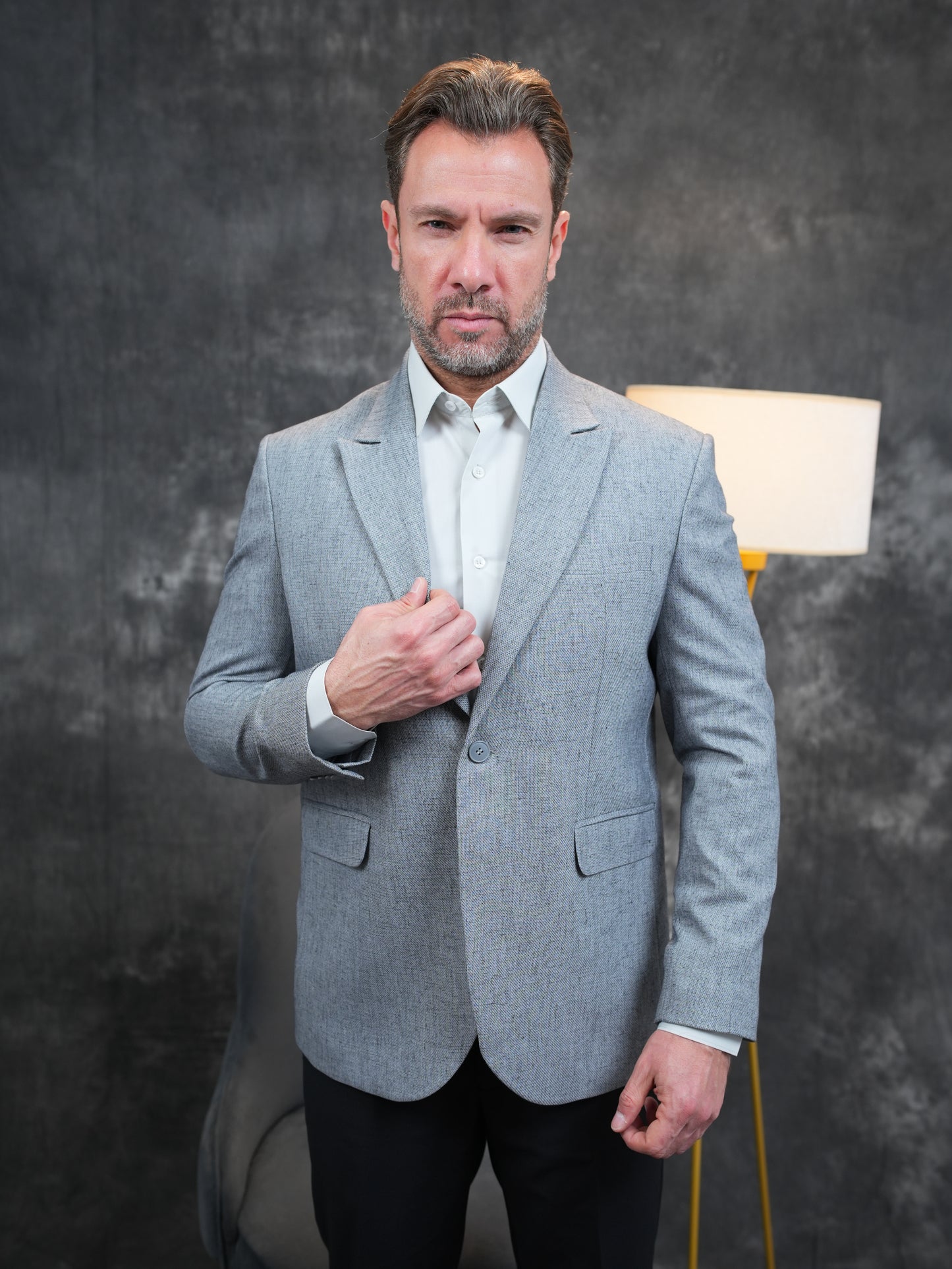 Slim-Fit Blazer in Grey