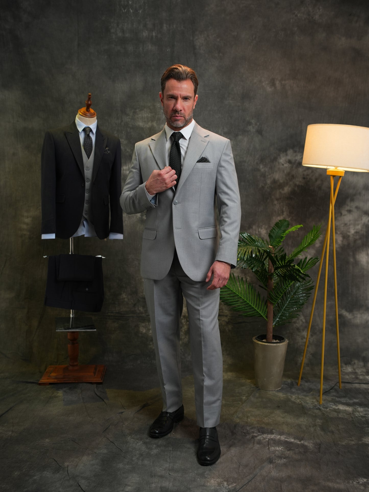 Regular fit golden Suit in Light Grey