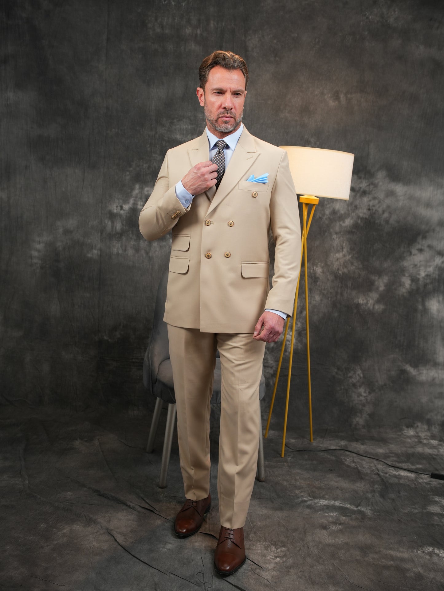 Curuaze Suit in Beige