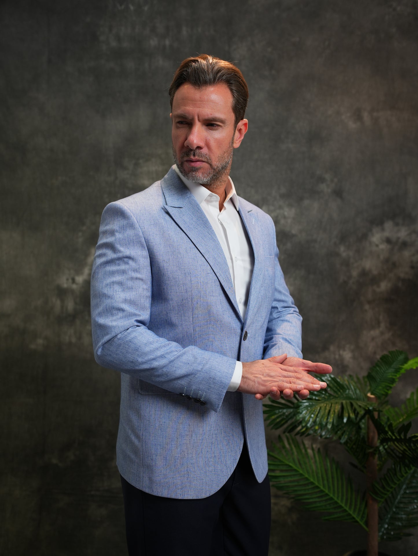 Slim-Fit Blazer in Light Blue