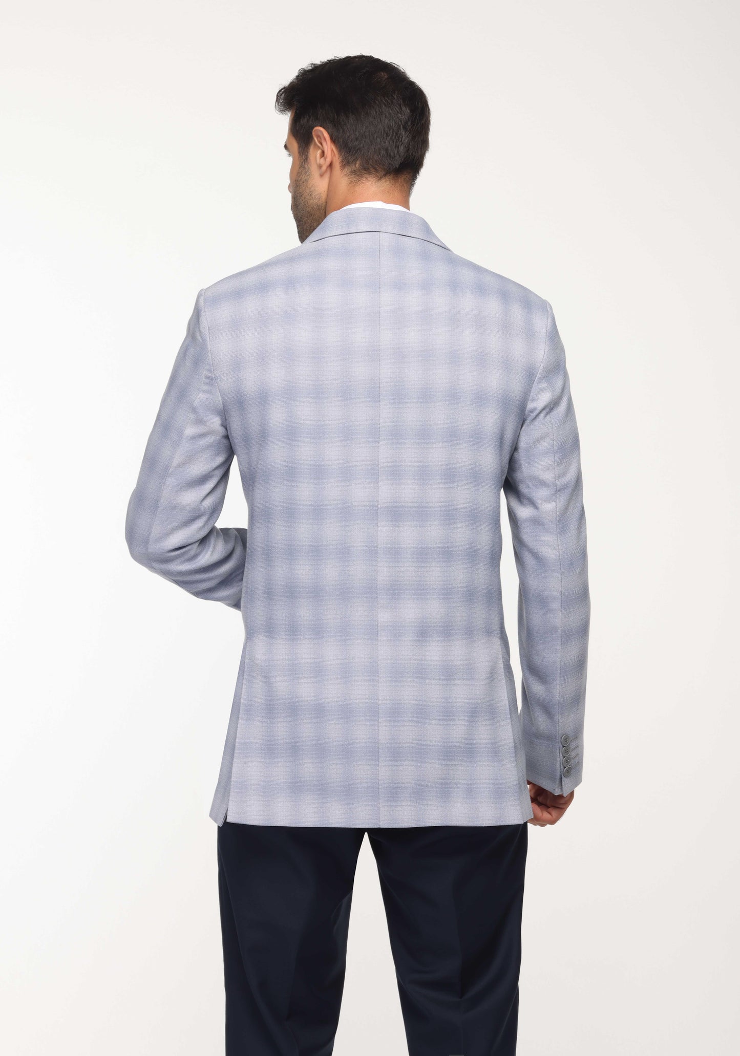 بليزر TR-Caro بقصّة عادية باللون الأزرق الفاتح