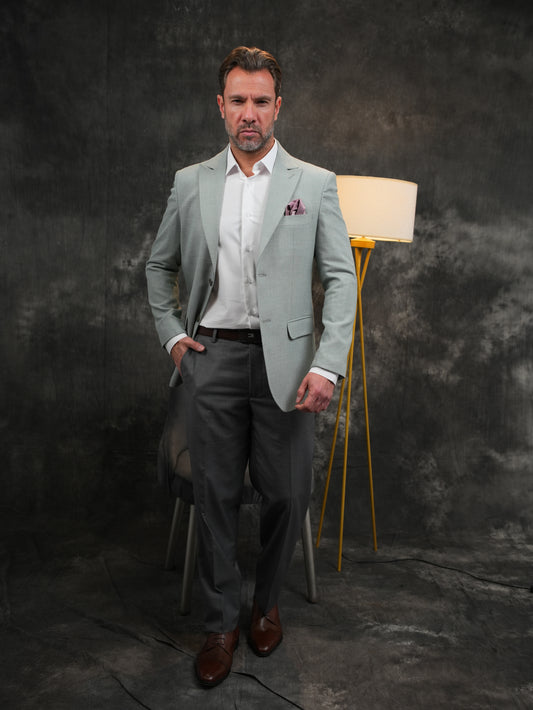 بليزر بقصّة Slim-Fit باللون النعناعي