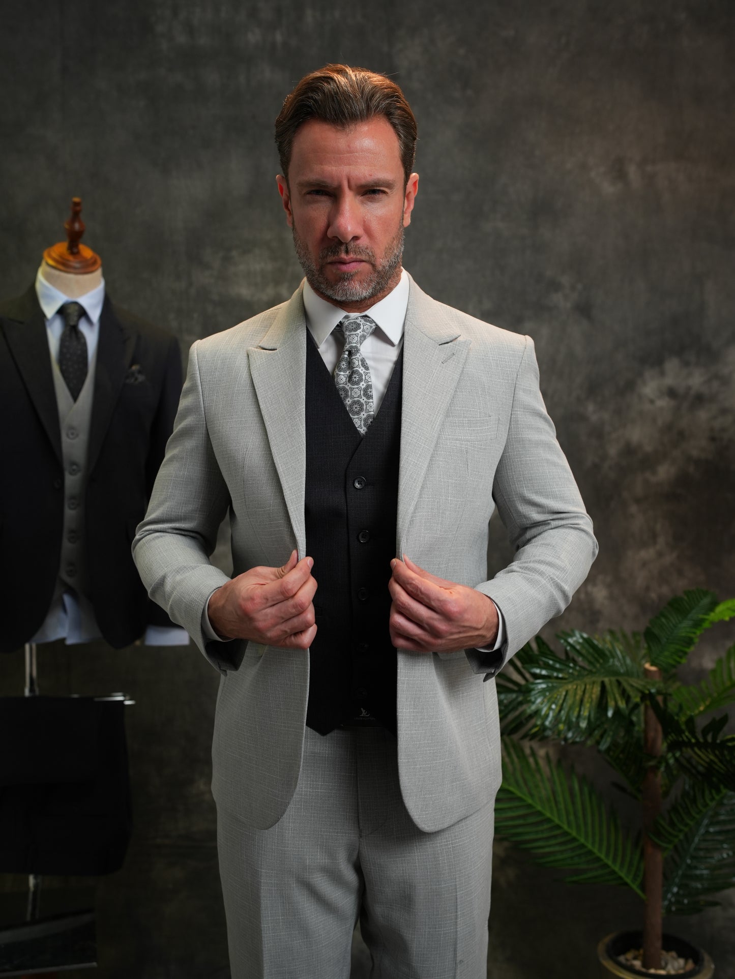 بدلة مختلطة بقصّة Slim-Fit باللون الرمادي