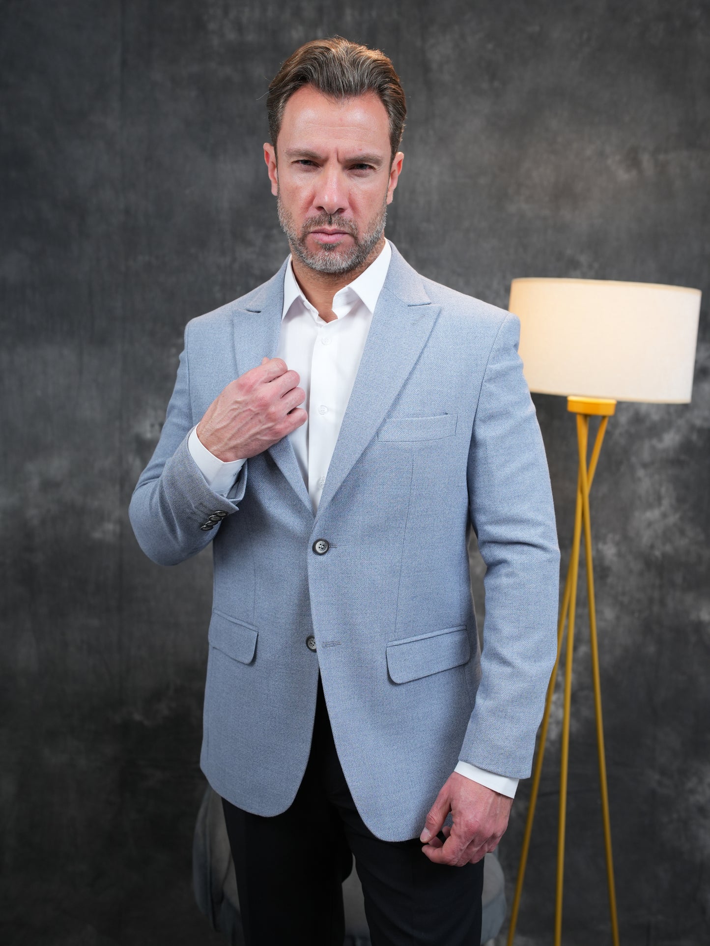 Slim-Fit Blazer in light grey