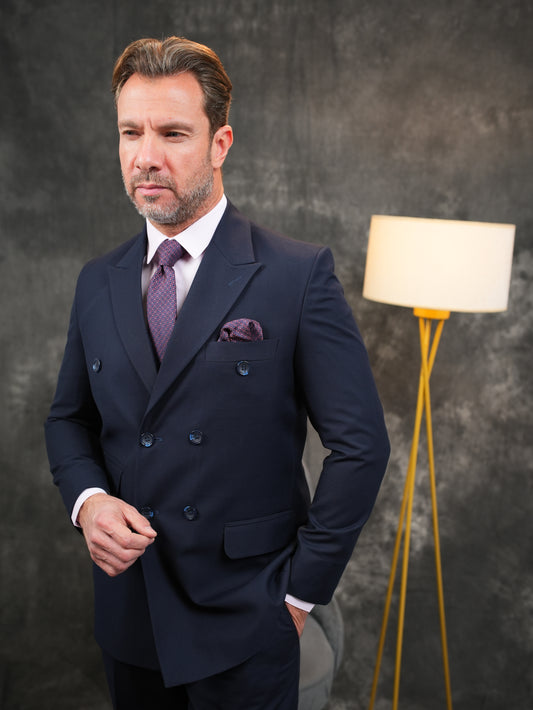 بدلة كورواز باللون الأزرق الداكن