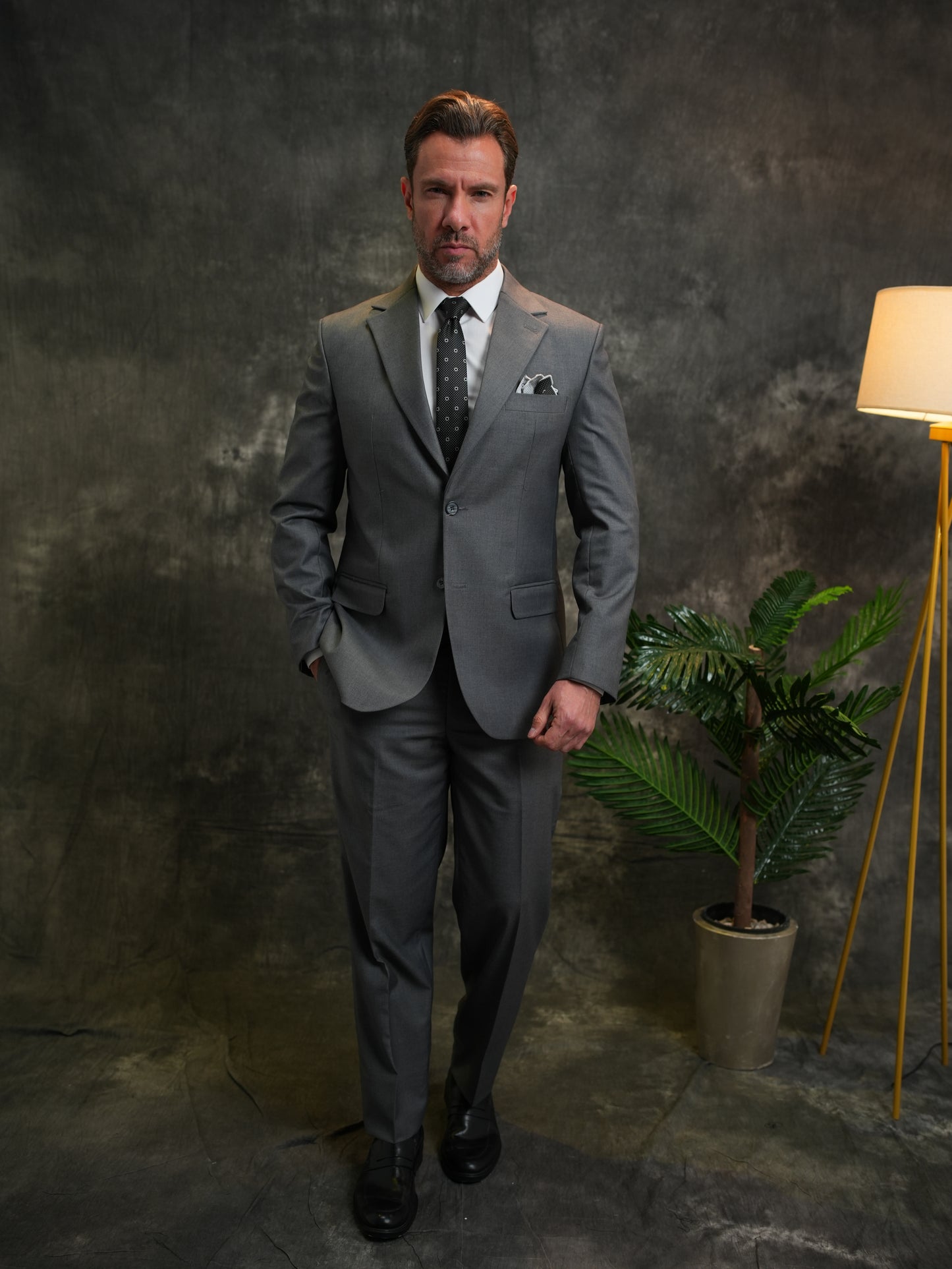 Regular fit Golden Suit in Grey
