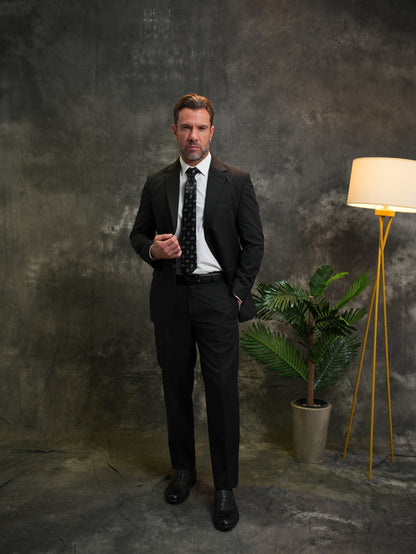 Regular fit Golden Suit in Black