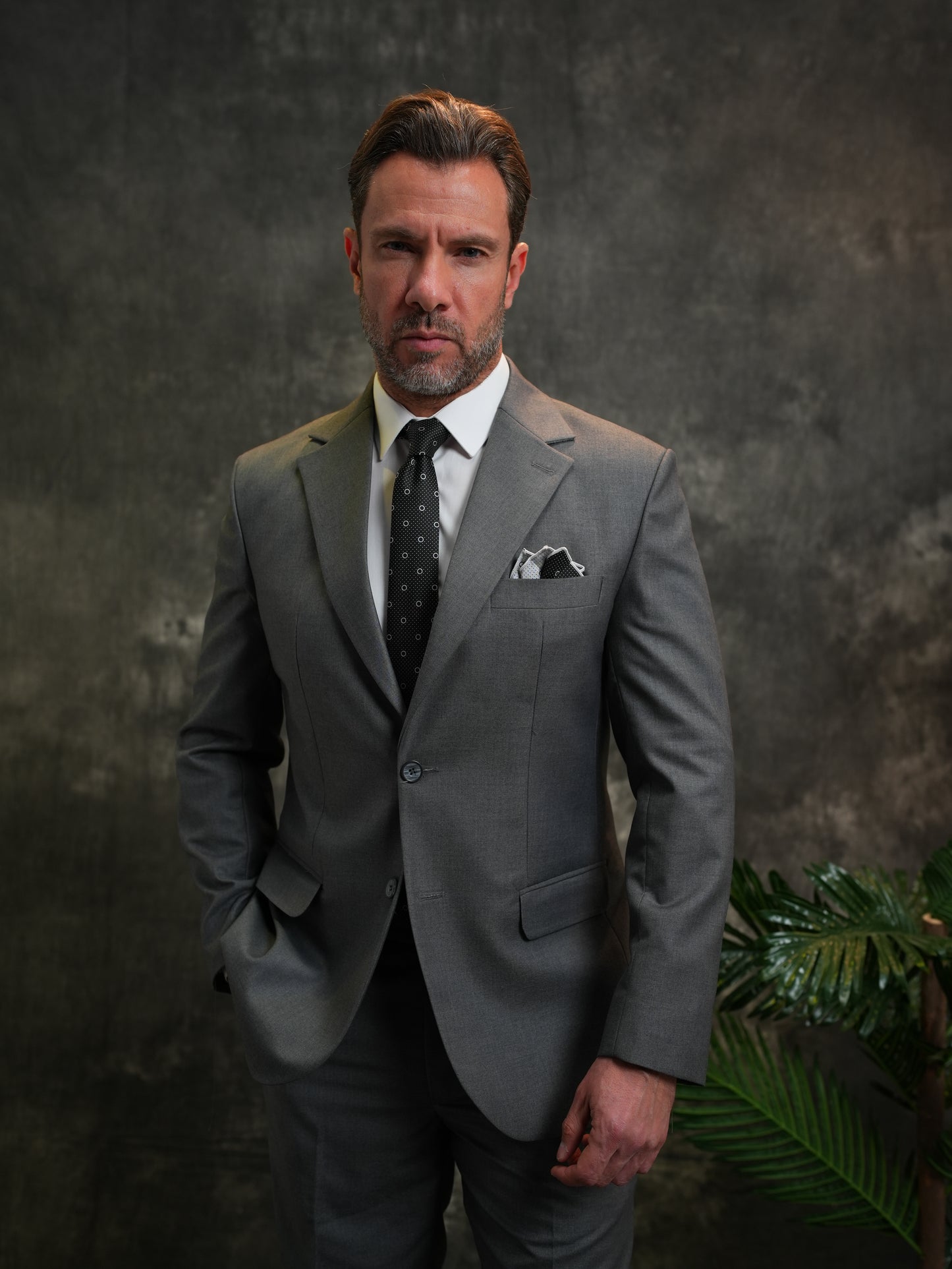 Regular fit Golden Suit in Grey