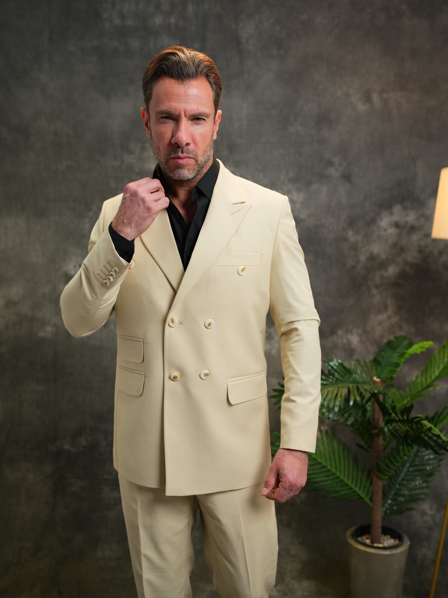 Curuaze Suit in Cafe